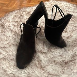 Via Spiga brown velvet shoes